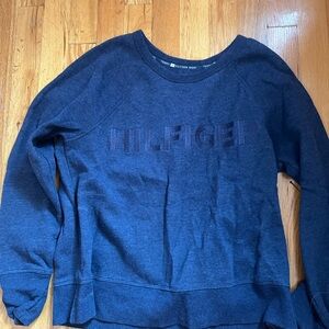 Tommy Hilfiger Navy Sweatshirt